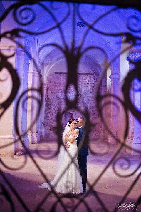 WAAACH5BAEAAAAALAAAAAABAAEAAAICRAEAOw==