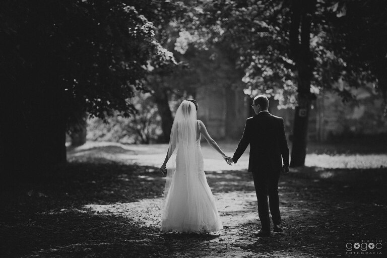 WAAACH5BAEAAAAALAAAAAABAAEAAAICRAEAOw==