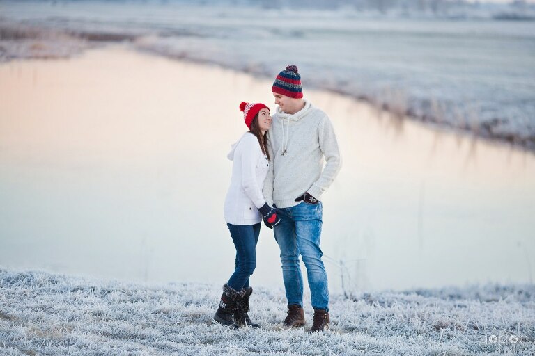 WAAACH5BAEAAAAALAAAAAABAAEAAAICRAEAOw==