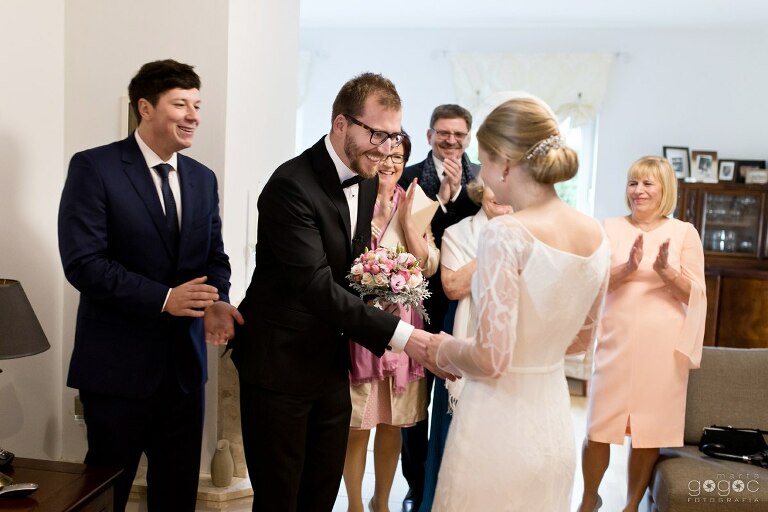 WAAACH5BAEAAAAALAAAAAABAAEAAAICRAEAOw==