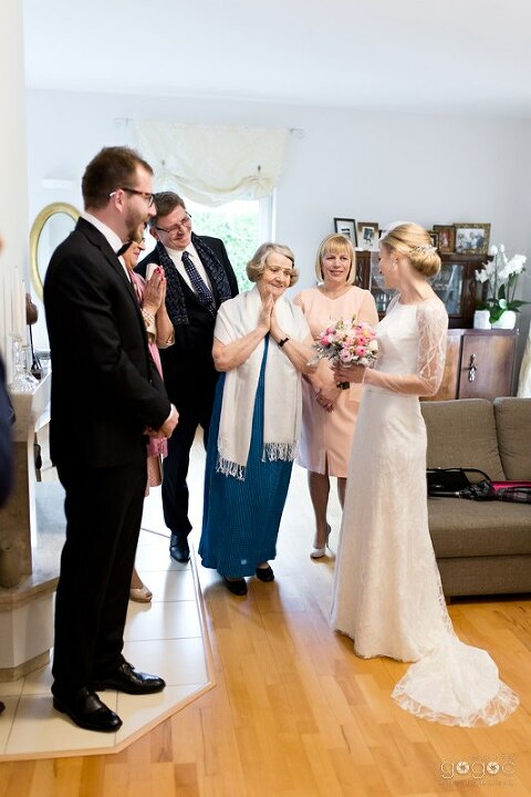 WAAACH5BAEAAAAALAAAAAABAAEAAAICRAEAOw==