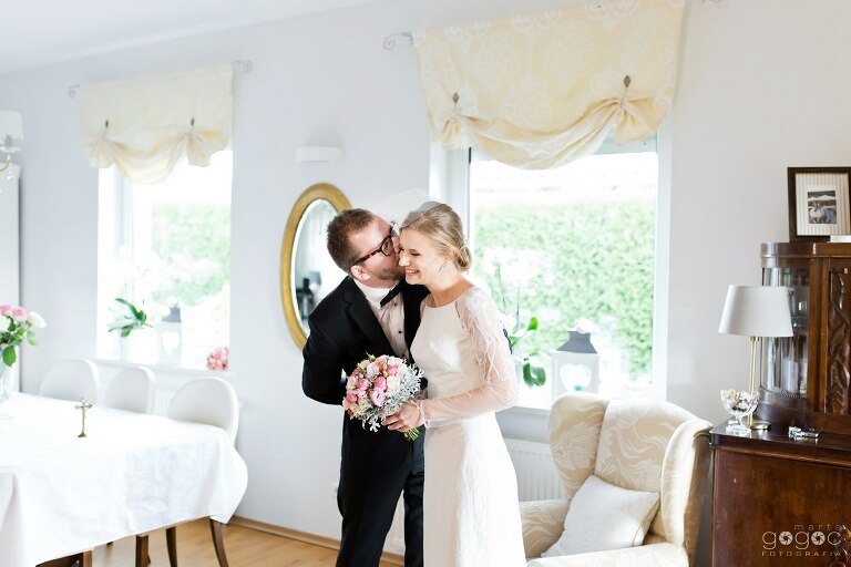 WAAACH5BAEAAAAALAAAAAABAAEAAAICRAEAOw==