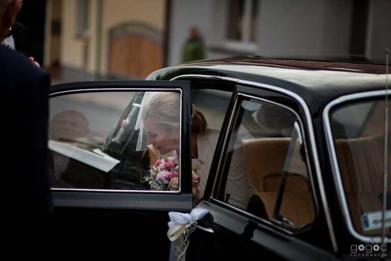 WAAACH5BAEAAAAALAAAAAABAAEAAAICRAEAOw==