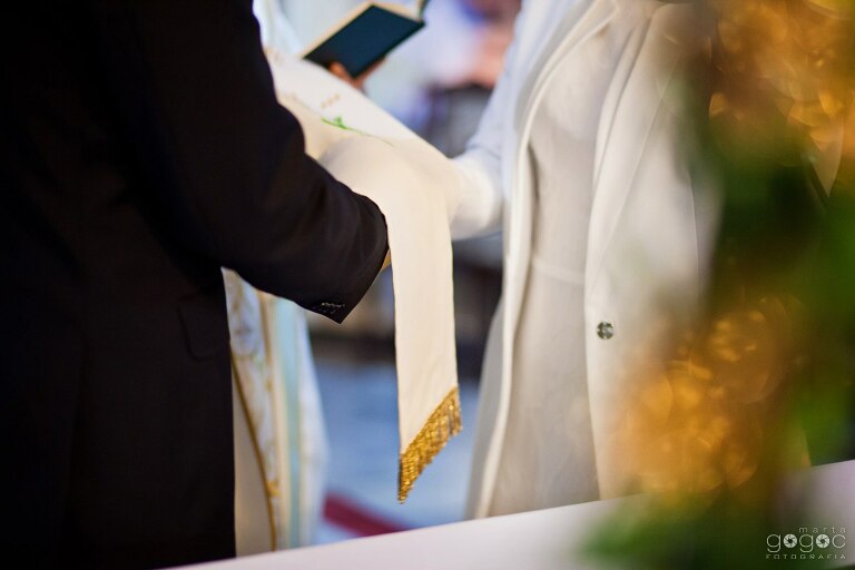 WAAACH5BAEAAAAALAAAAAABAAEAAAICRAEAOw==