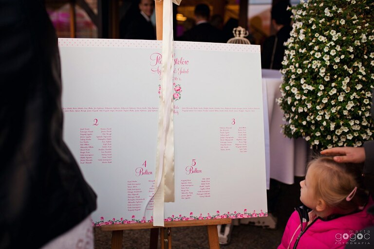 WAAACH5BAEAAAAALAAAAAABAAEAAAICRAEAOw==