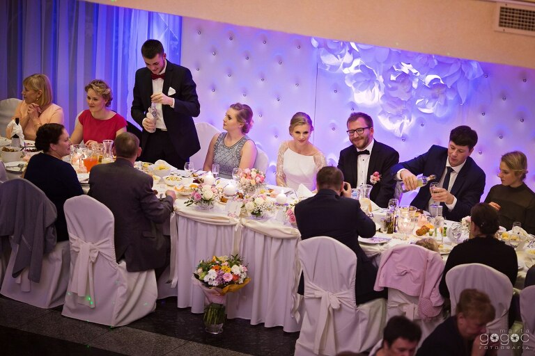 WAAACH5BAEAAAAALAAAAAABAAEAAAICRAEAOw==