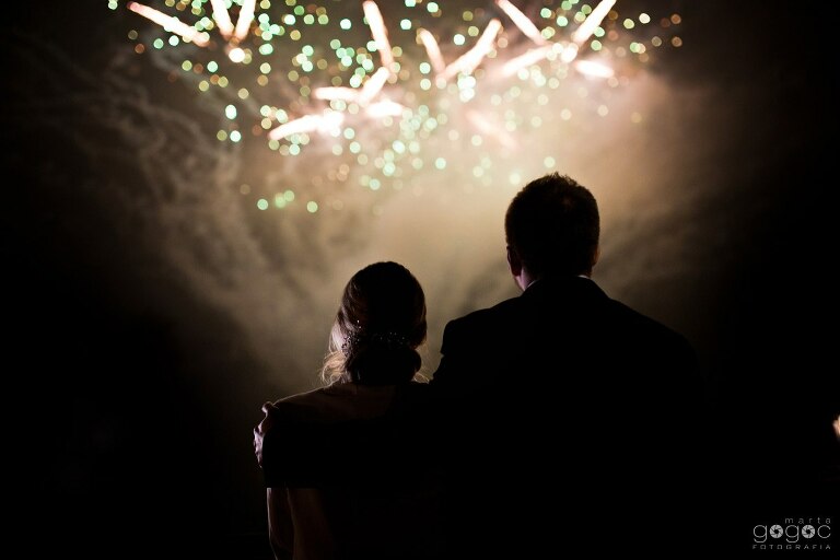 WAAACH5BAEAAAAALAAAAAABAAEAAAICRAEAOw==