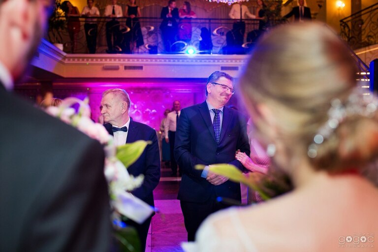 WAAACH5BAEAAAAALAAAAAABAAEAAAICRAEAOw==