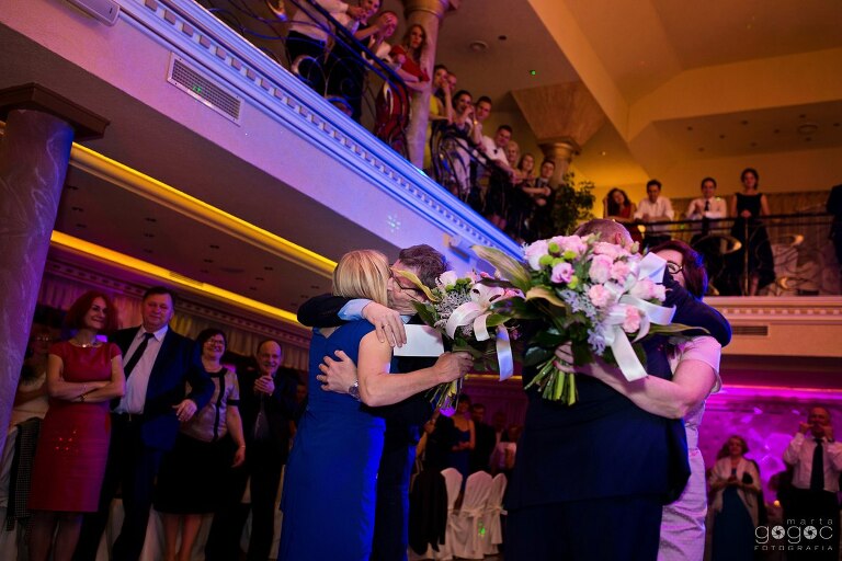 WAAACH5BAEAAAAALAAAAAABAAEAAAICRAEAOw==