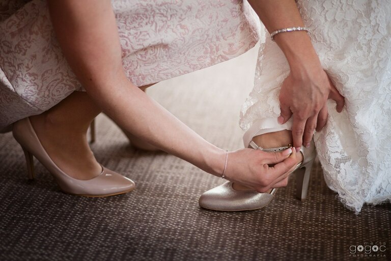 WAAACH5BAEAAAAALAAAAAABAAEAAAICRAEAOw==