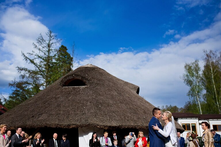 WAAACH5BAEAAAAALAAAAAABAAEAAAICRAEAOw==