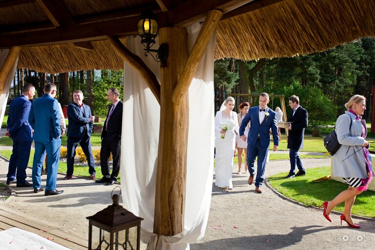 WAAACH5BAEAAAAALAAAAAABAAEAAAICRAEAOw==