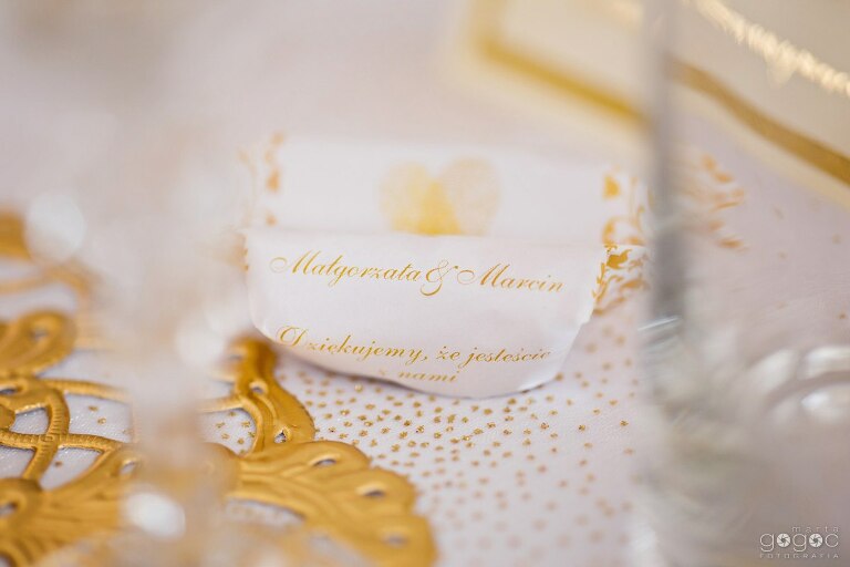 WAAACH5BAEAAAAALAAAAAABAAEAAAICRAEAOw==