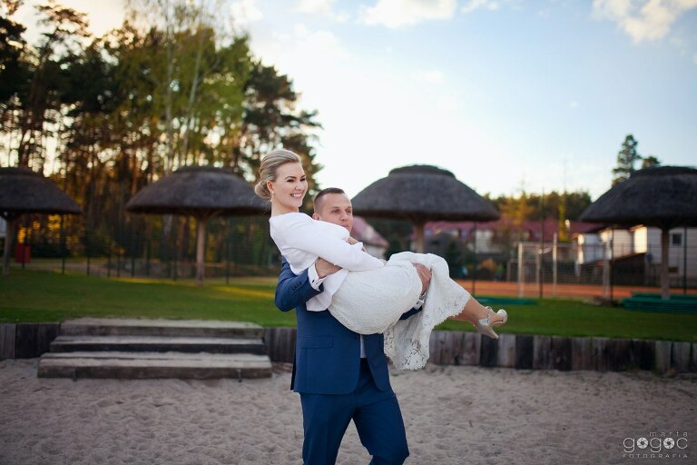 WAAACH5BAEAAAAALAAAAAABAAEAAAICRAEAOw==