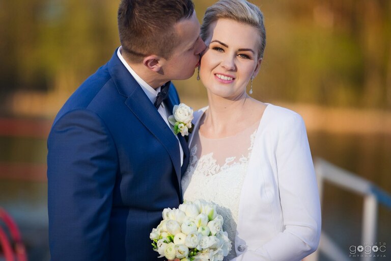 WAAACH5BAEAAAAALAAAAAABAAEAAAICRAEAOw==