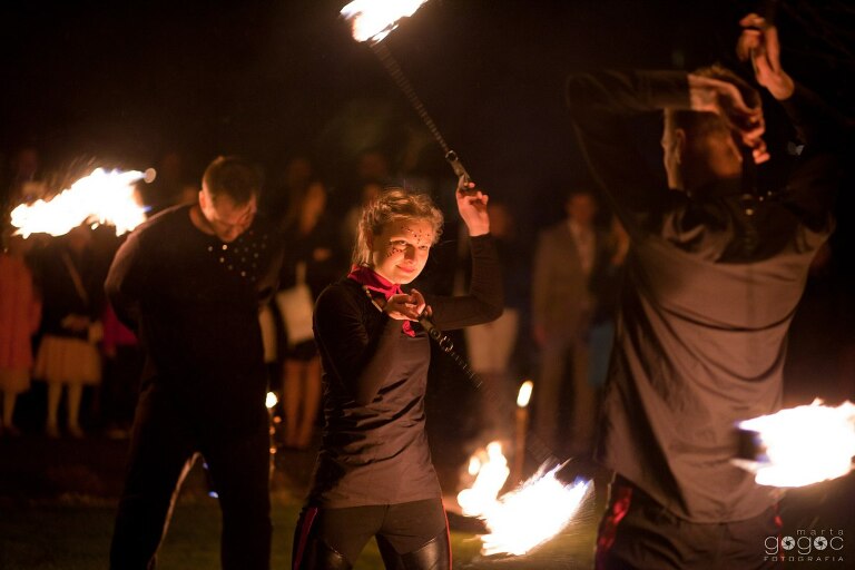 WAAACH5BAEAAAAALAAAAAABAAEAAAICRAEAOw==