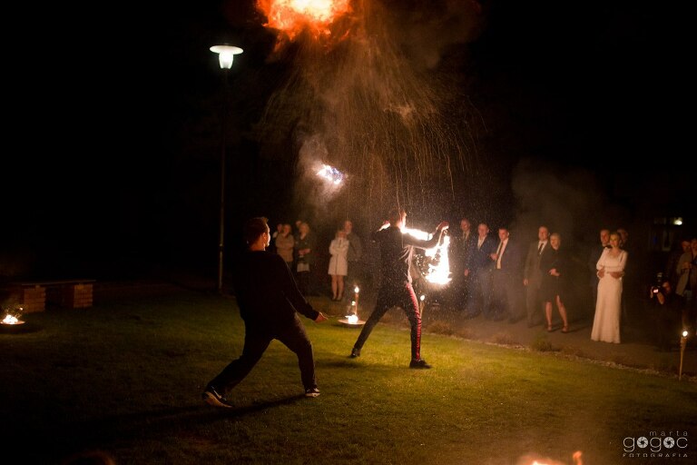 WAAACH5BAEAAAAALAAAAAABAAEAAAICRAEAOw==