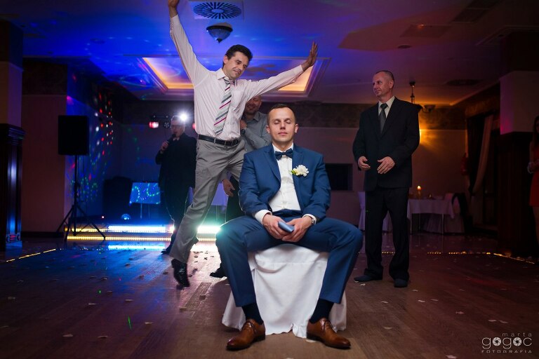 WAAACH5BAEAAAAALAAAAAABAAEAAAICRAEAOw==