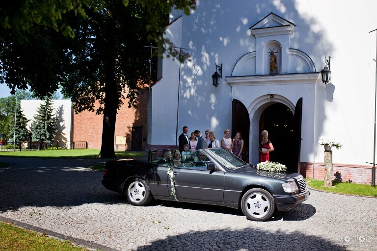 WAAACH5BAEAAAAALAAAAAABAAEAAAICRAEAOw==