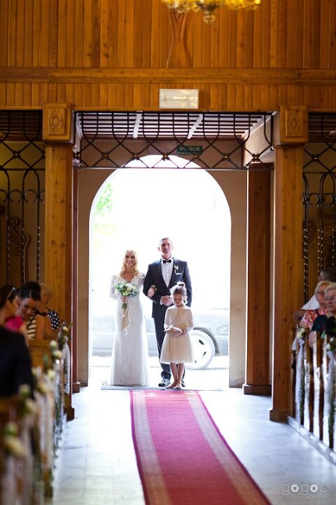 WAAACH5BAEAAAAALAAAAAABAAEAAAICRAEAOw==