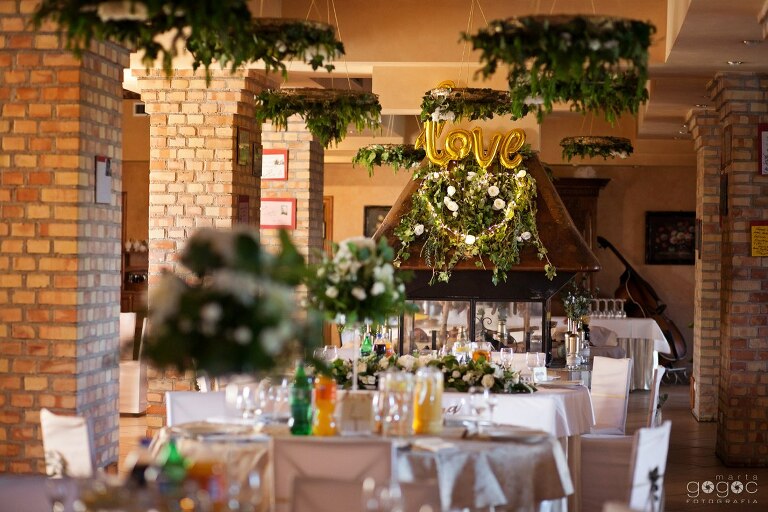 WAAACH5BAEAAAAALAAAAAABAAEAAAICRAEAOw==