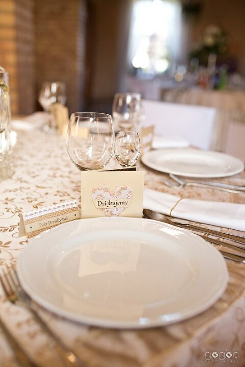 WAAACH5BAEAAAAALAAAAAABAAEAAAICRAEAOw==