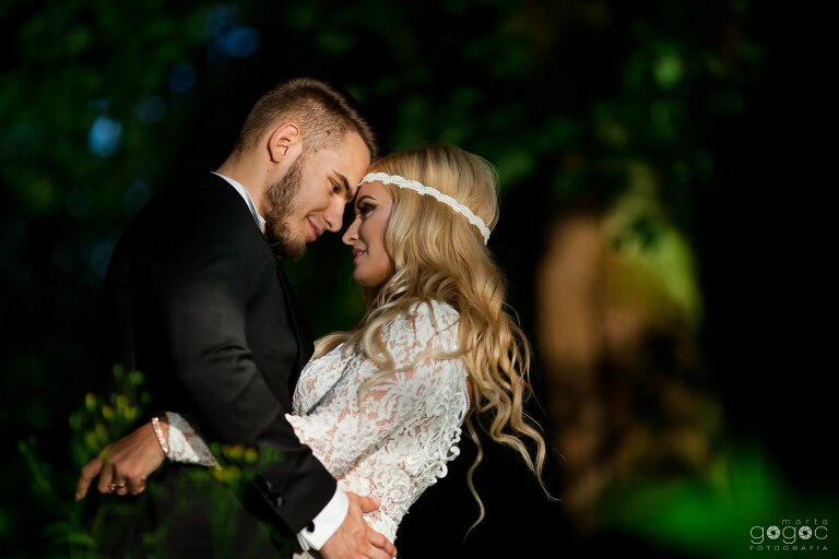 WAAACH5BAEAAAAALAAAAAABAAEAAAICRAEAOw==