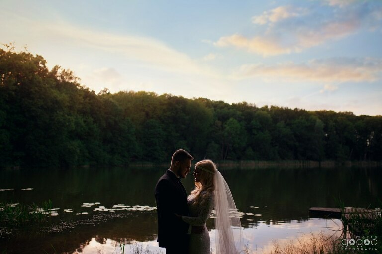 WAAACH5BAEAAAAALAAAAAABAAEAAAICRAEAOw==