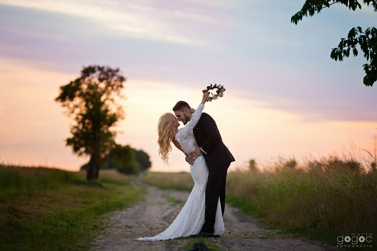 WAAACH5BAEAAAAALAAAAAABAAEAAAICRAEAOw==