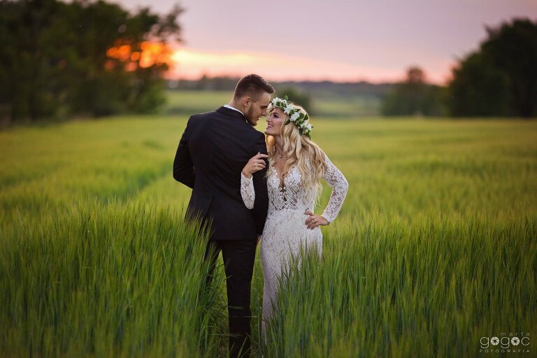 WAAACH5BAEAAAAALAAAAAABAAEAAAICRAEAOw==