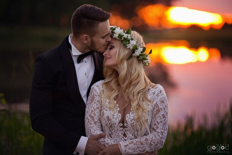 WAAACH5BAEAAAAALAAAAAABAAEAAAICRAEAOw==