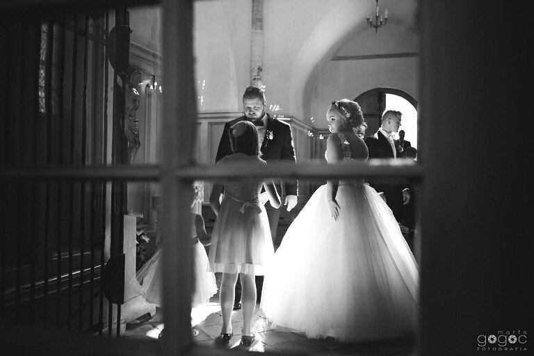 WAAACH5BAEAAAAALAAAAAABAAEAAAICRAEAOw==