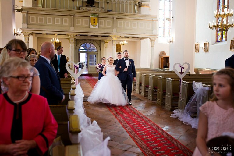 WAAACH5BAEAAAAALAAAAAABAAEAAAICRAEAOw==