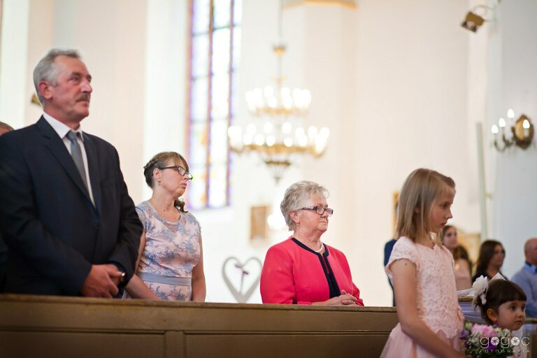 WAAACH5BAEAAAAALAAAAAABAAEAAAICRAEAOw==