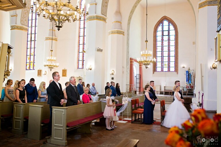 WAAACH5BAEAAAAALAAAAAABAAEAAAICRAEAOw==