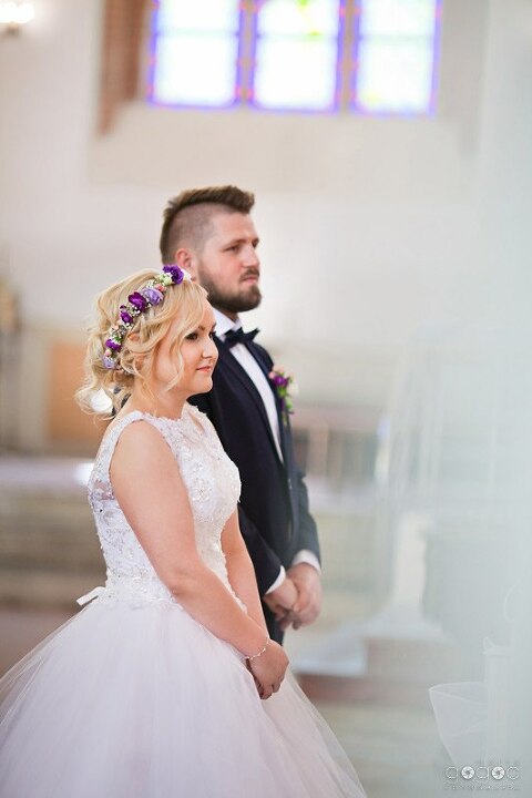 WAAACH5BAEAAAAALAAAAAABAAEAAAICRAEAOw==