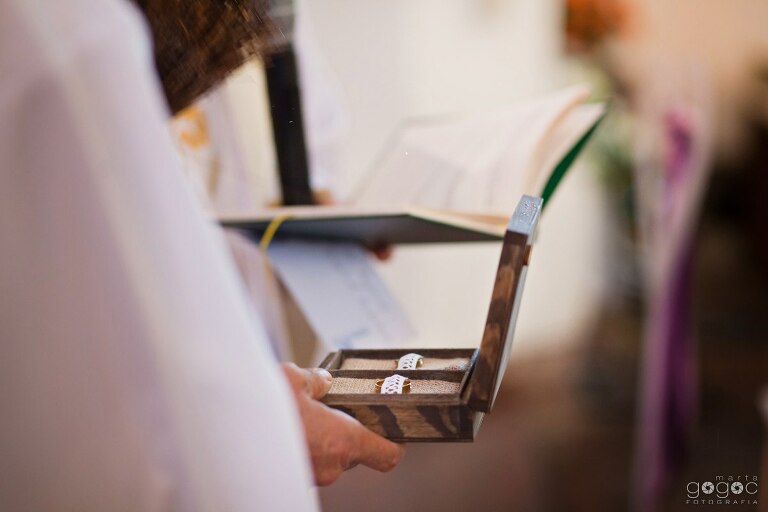 WAAACH5BAEAAAAALAAAAAABAAEAAAICRAEAOw==