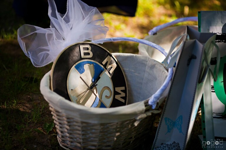 WAAACH5BAEAAAAALAAAAAABAAEAAAICRAEAOw==