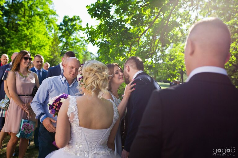 WAAACH5BAEAAAAALAAAAAABAAEAAAICRAEAOw==