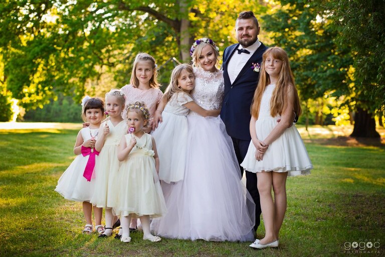 WAAACH5BAEAAAAALAAAAAABAAEAAAICRAEAOw==