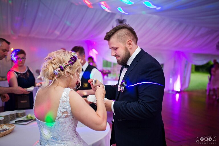 WAAACH5BAEAAAAALAAAAAABAAEAAAICRAEAOw==