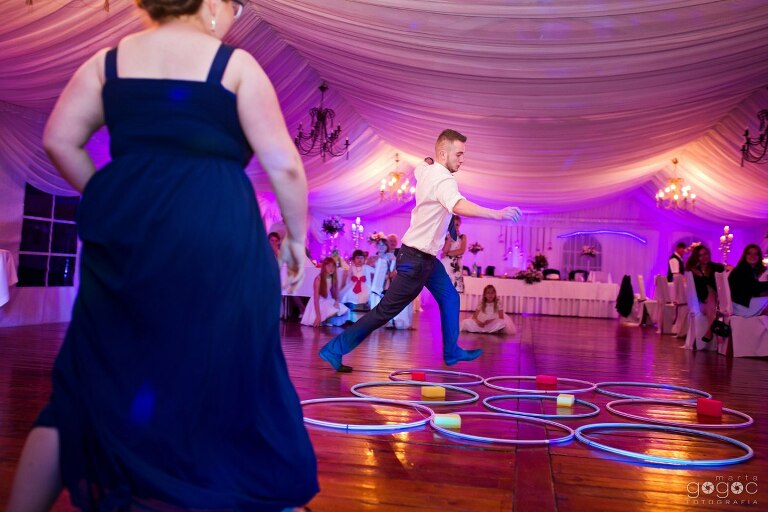 WAAACH5BAEAAAAALAAAAAABAAEAAAICRAEAOw==