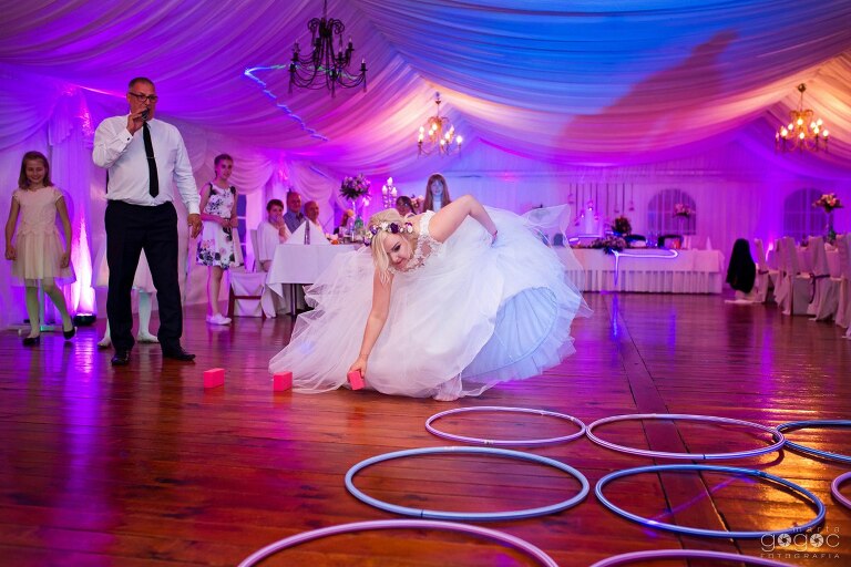 WAAACH5BAEAAAAALAAAAAABAAEAAAICRAEAOw==