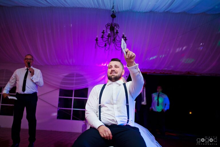 WAAACH5BAEAAAAALAAAAAABAAEAAAICRAEAOw==