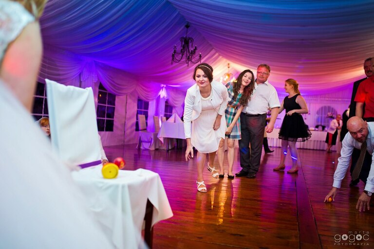 WAAACH5BAEAAAAALAAAAAABAAEAAAICRAEAOw==