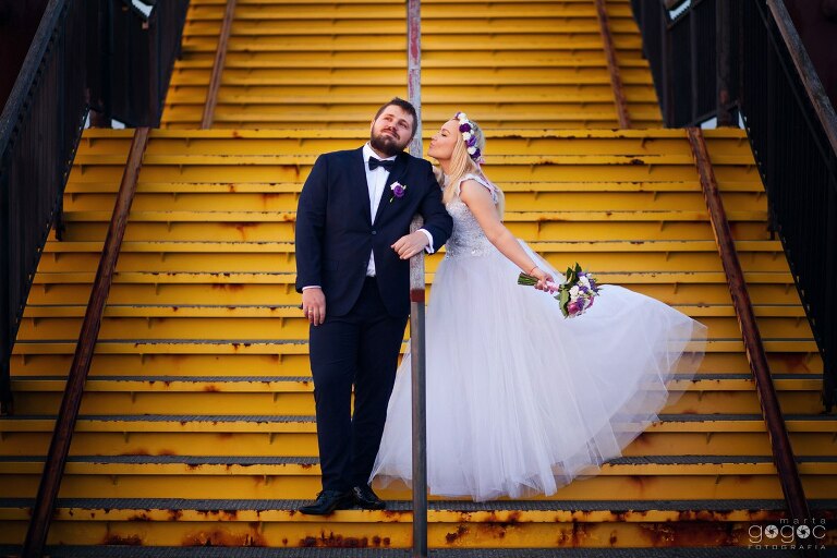 WAAACH5BAEAAAAALAAAAAABAAEAAAICRAEAOw==