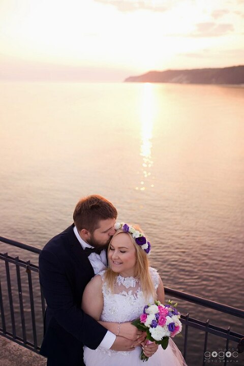 WAAACH5BAEAAAAALAAAAAABAAEAAAICRAEAOw==