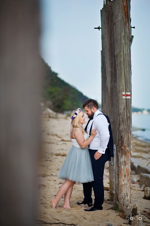 WAAACH5BAEAAAAALAAAAAABAAEAAAICRAEAOw==