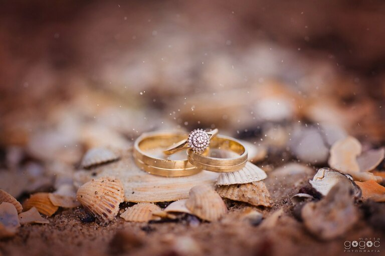 WAAACH5BAEAAAAALAAAAAABAAEAAAICRAEAOw==