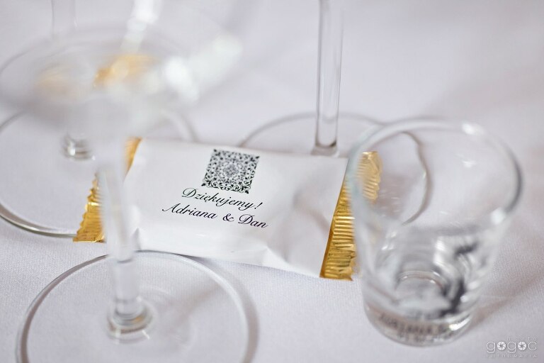 WAAACH5BAEAAAAALAAAAAABAAEAAAICRAEAOw==